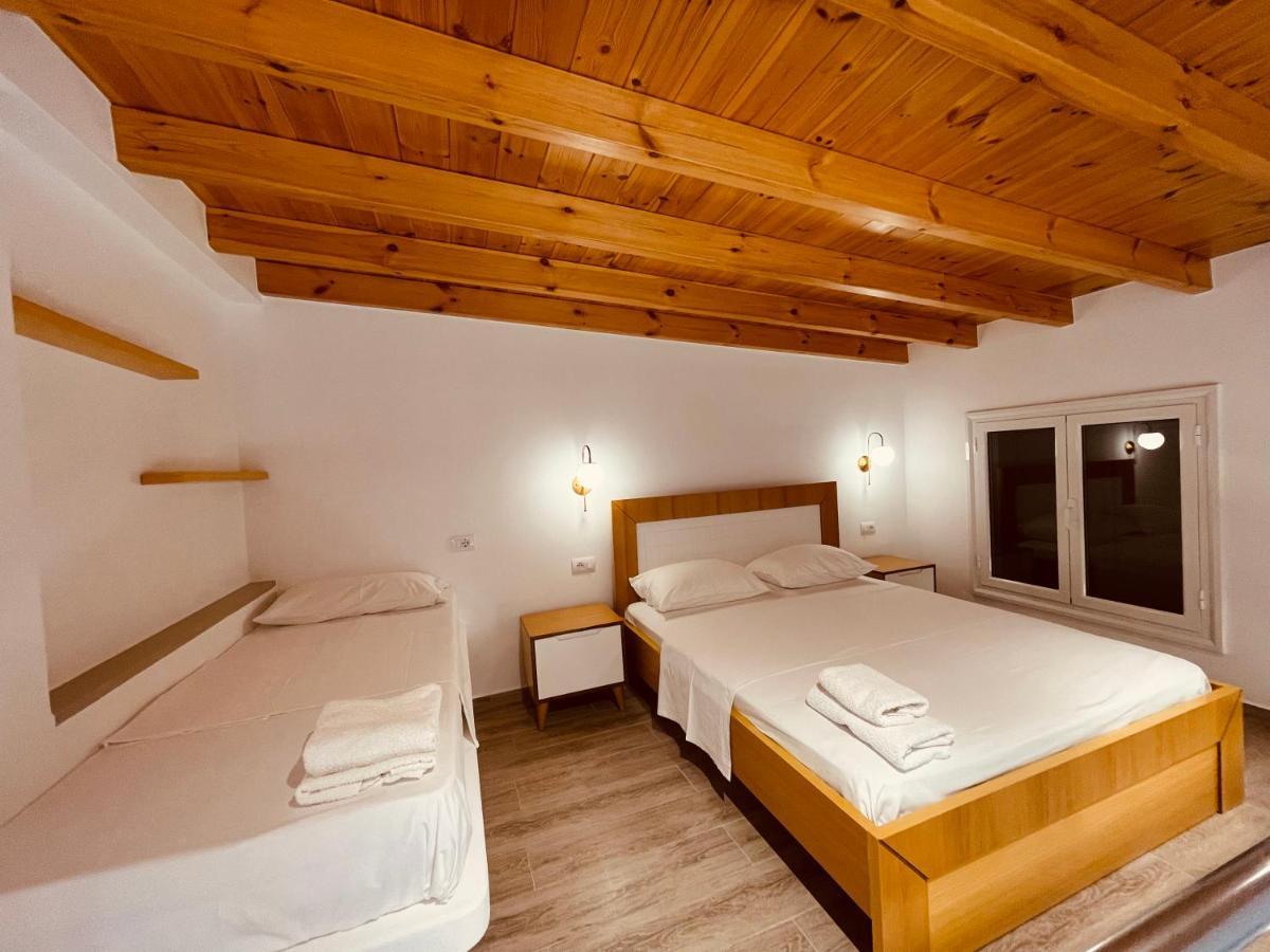 Vila Anxhelo Vlorë Екстериор снимка