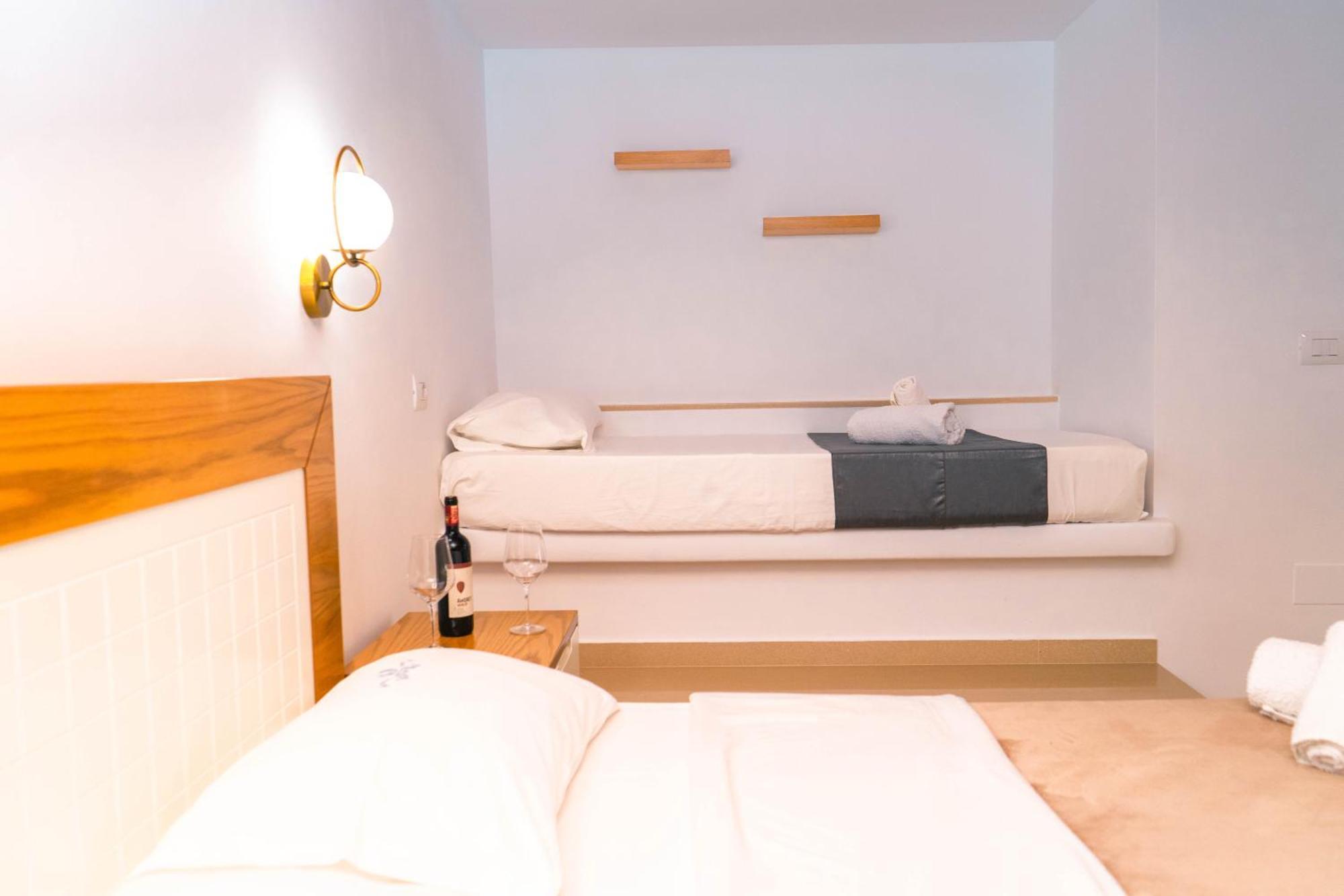 Vila Anxhelo Vlorë Екстериор снимка