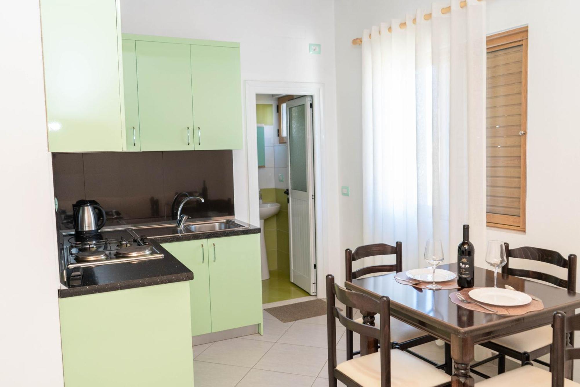 Vila Anxhelo Vlorë Екстериор снимка