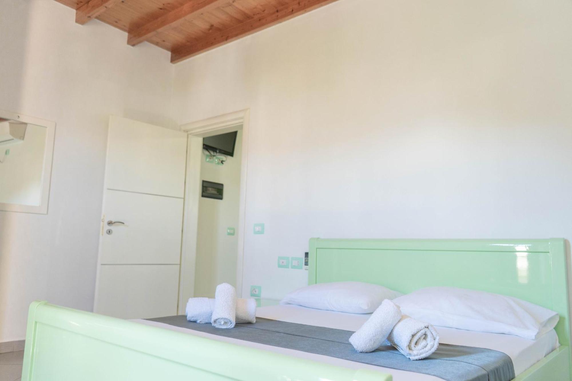 Vila Anxhelo Vlorë Екстериор снимка