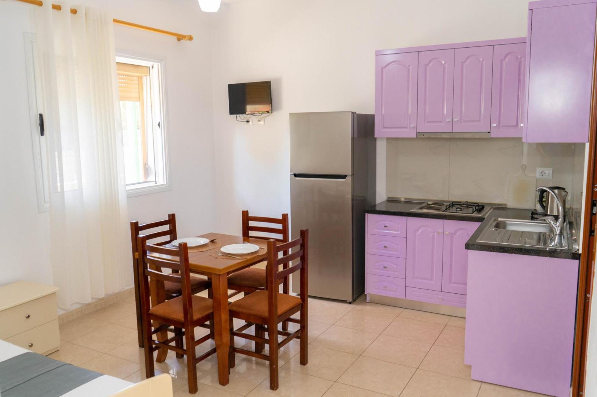 Vila Anxhelo Vlorë Екстериор снимка