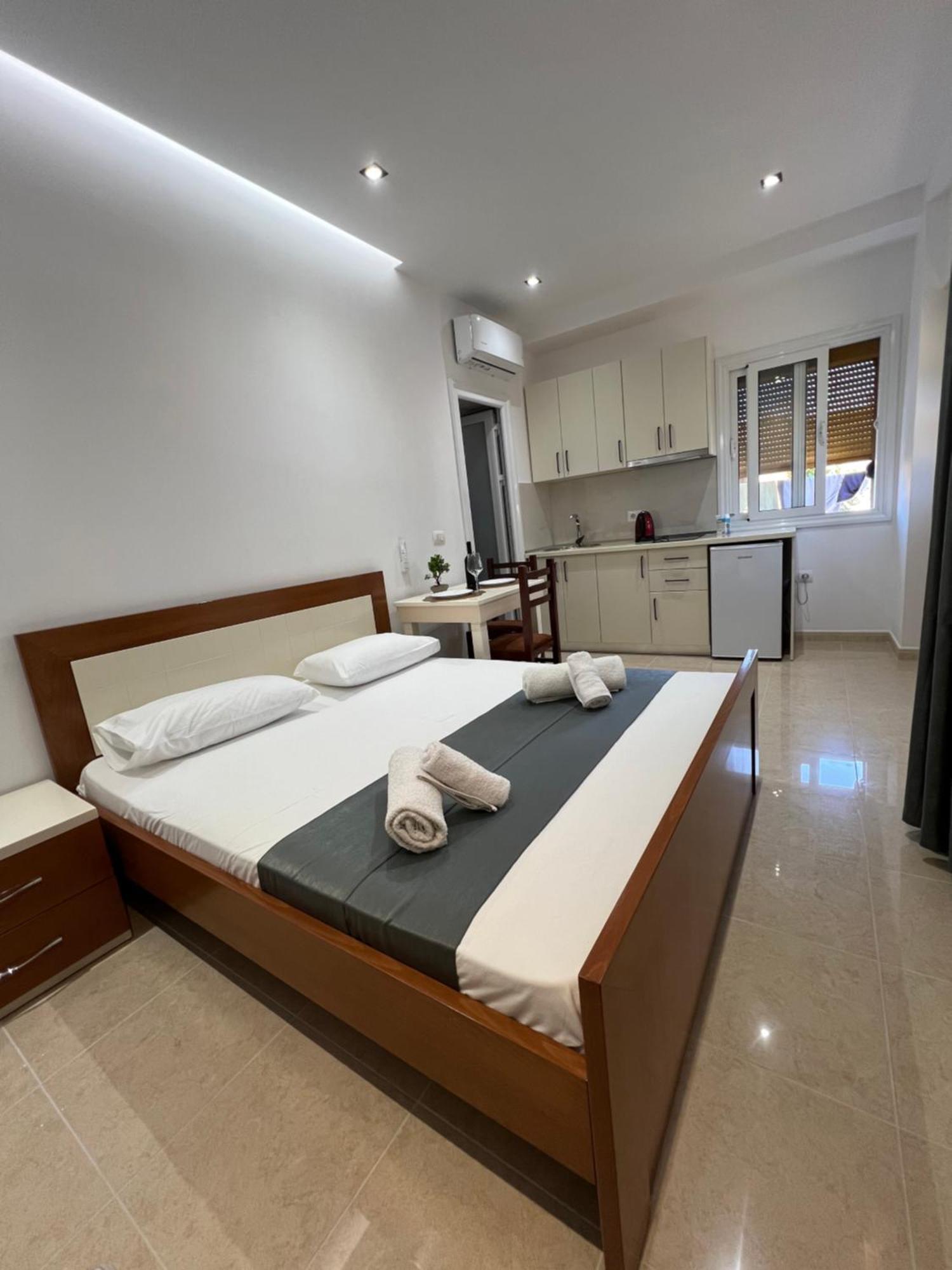 Vila Anxhelo Vlorë Екстериор снимка