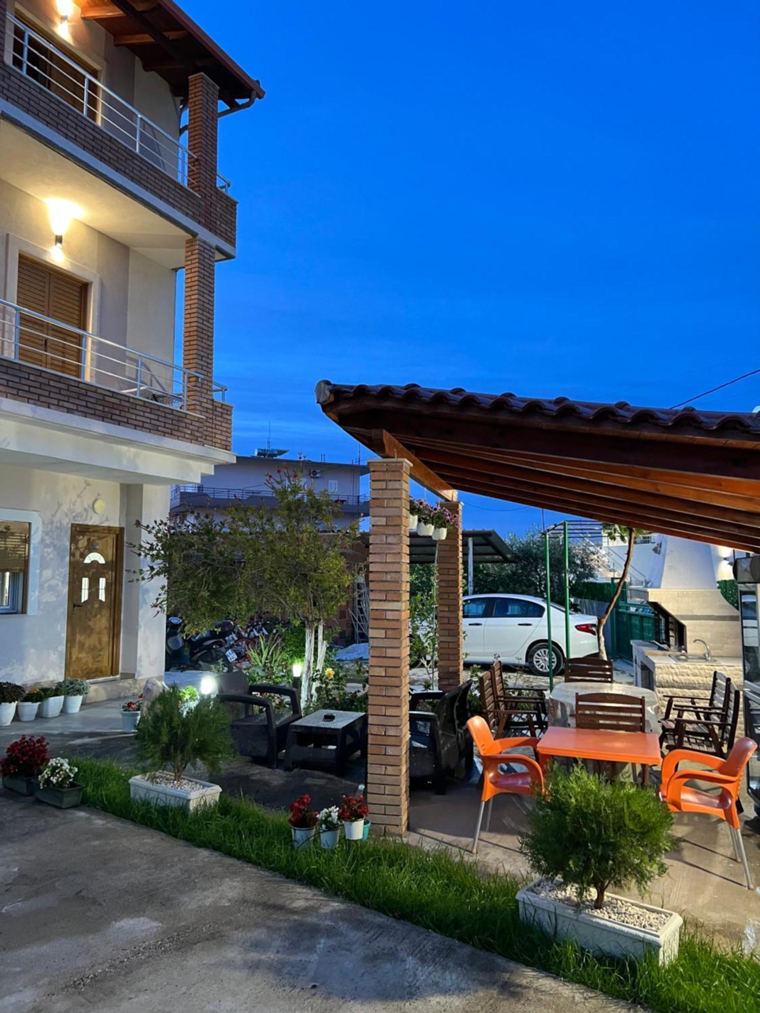 Vila Anxhelo Vlorë Екстериор снимка